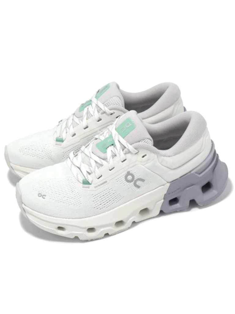 New On Cloudflyer 5 Women’s Performance Running Shoes White/Lilac Size 7